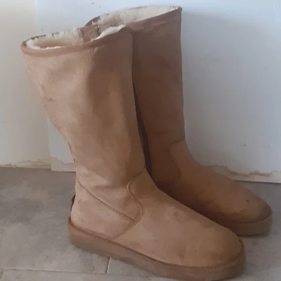 UGG boots size 9 women - Picture 1 of 7